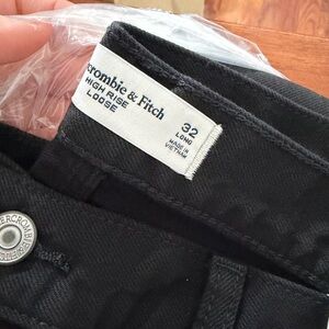 Abercrombie & Fitch Black Loose High Rise Pants